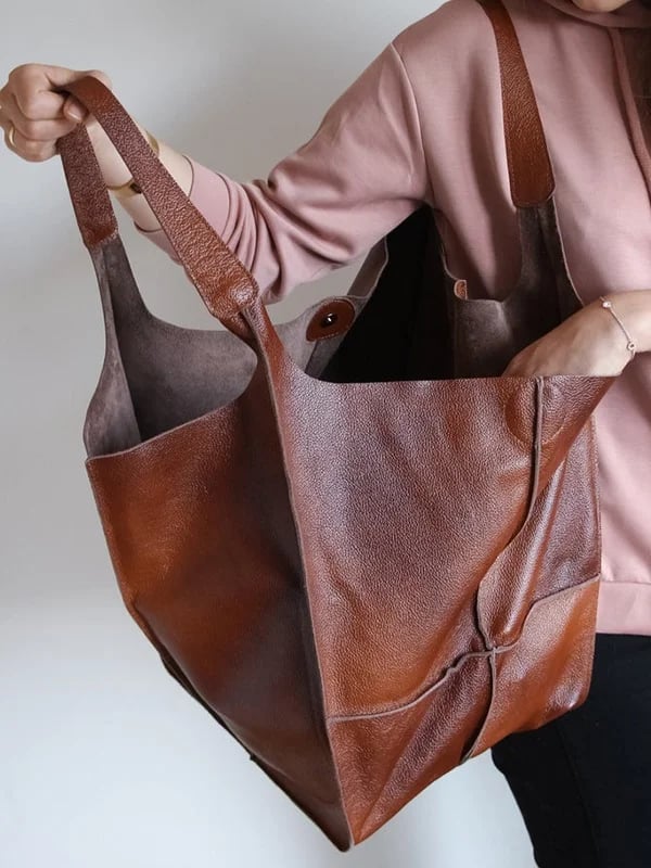 Scarlett™ - Handmade Oversizes Leather Handbag