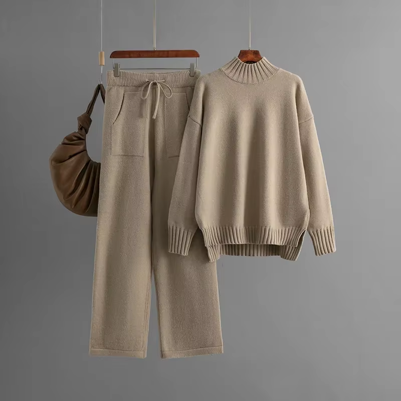 Scarlett™ - Stylish Long-sleeved Sweater & Straight pants Set