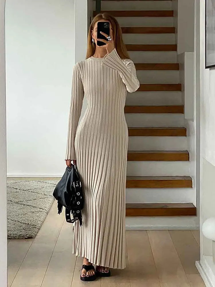 Avery™ - Elegant Knitted Maxi Dress